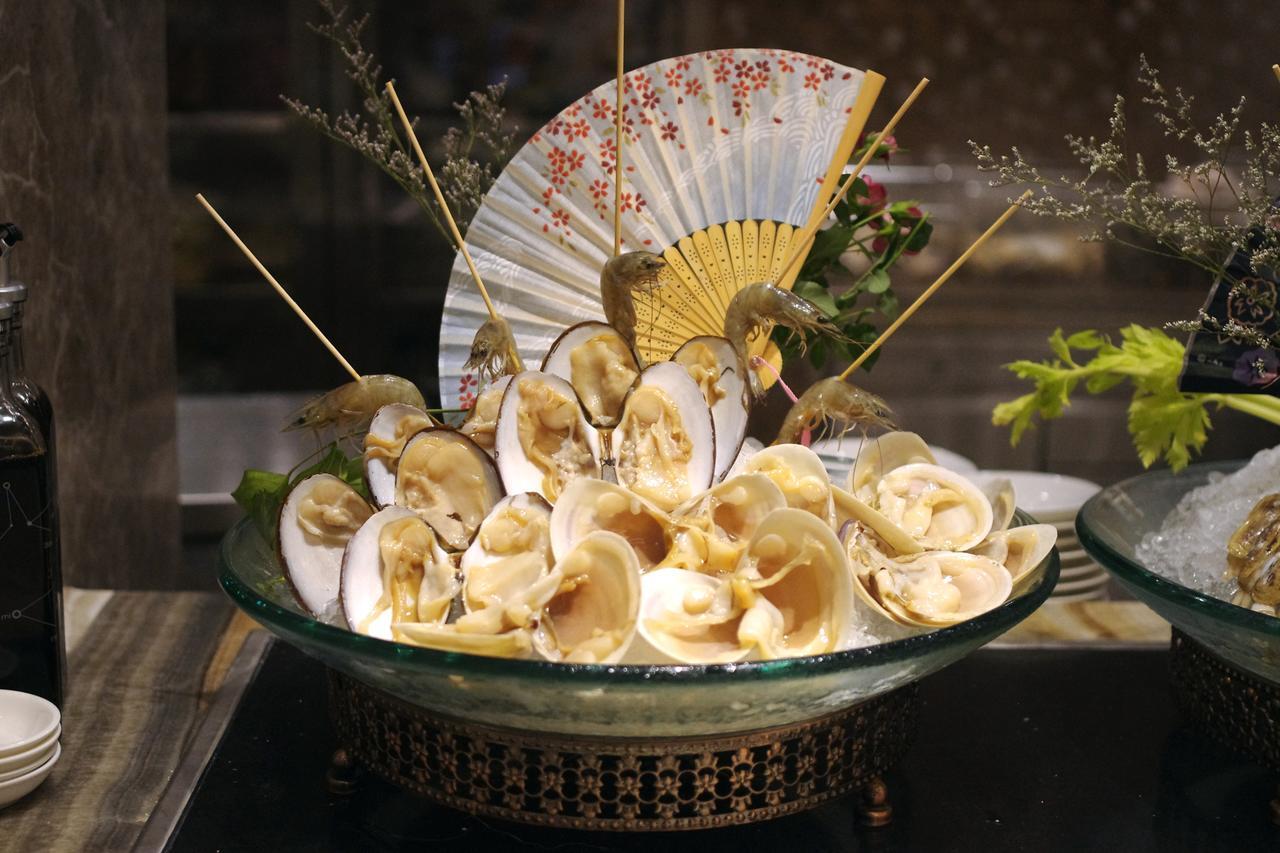 Fuzhou Lakeside Hotel Exterior photo
