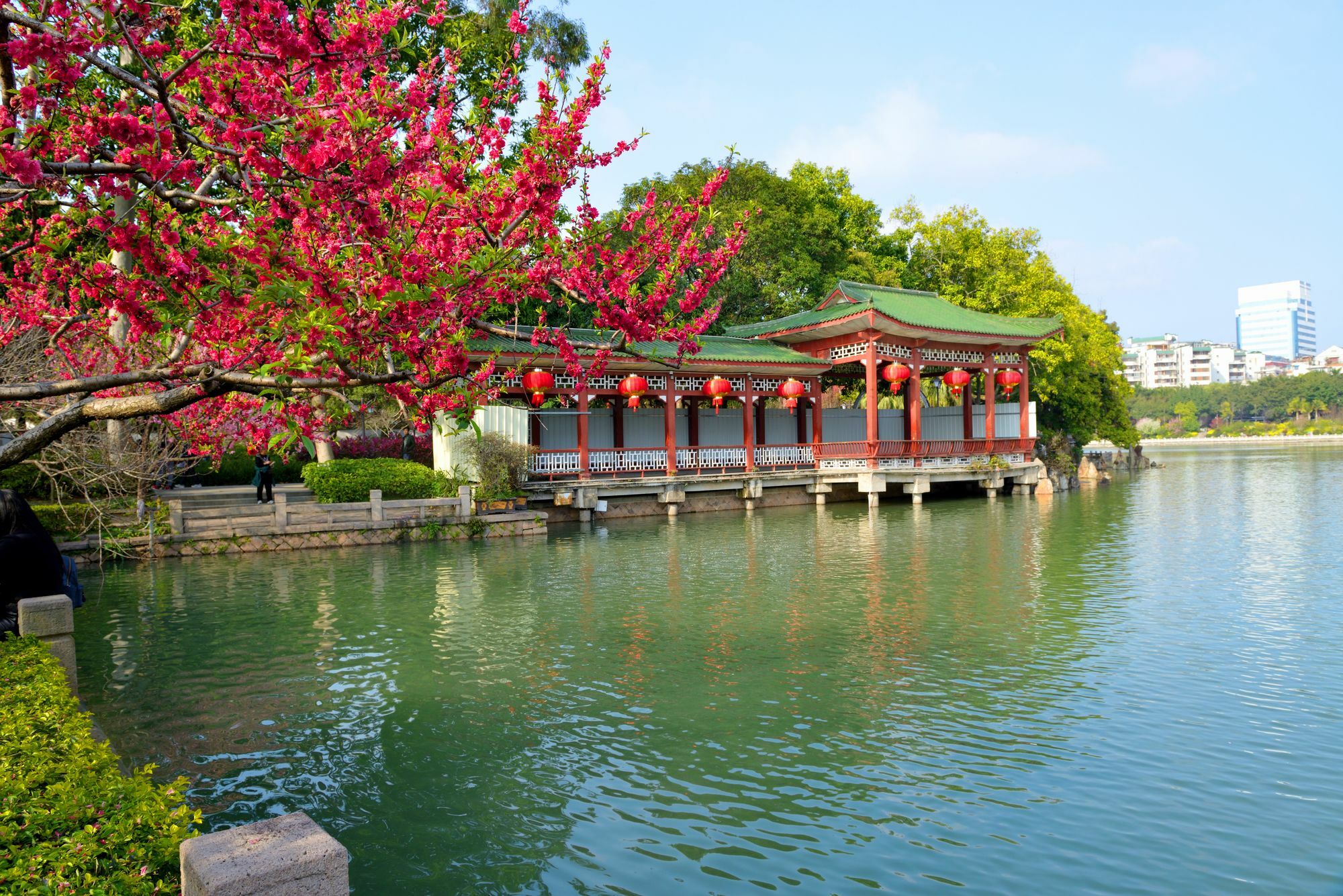 Fuzhou Lakeside Hotel Exterior photo